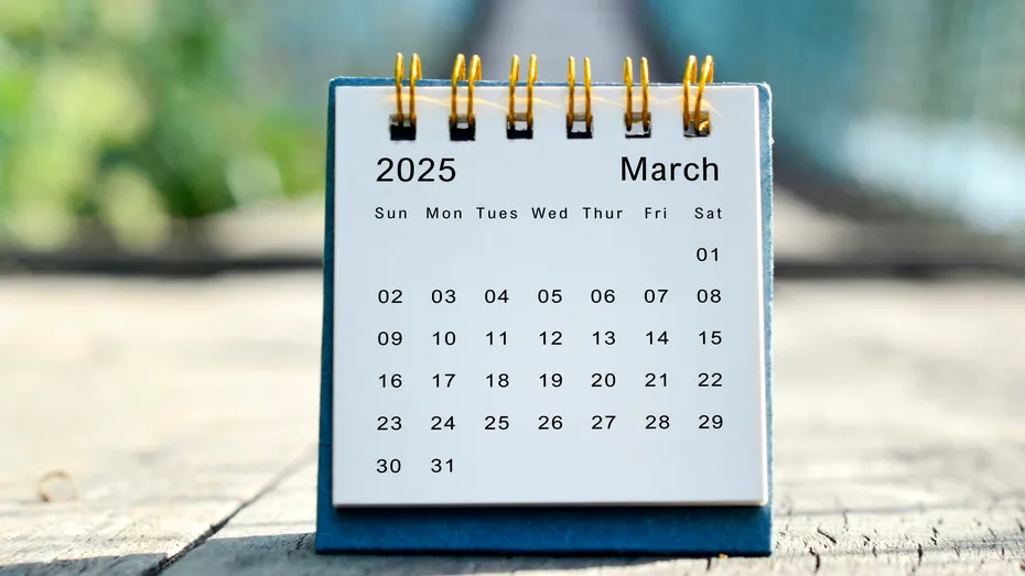 Noi zile libere în plus pentru bugetari. Se va reveni la muncă abia pe 8 ianuarie + ce alte minivacanțe vor avea în 2025