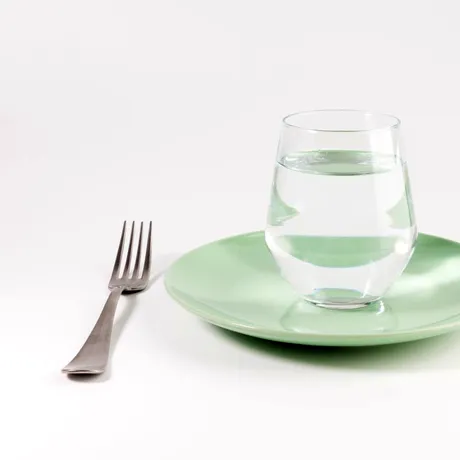 Cât slăbești dacă ții post cu apă 3 zile