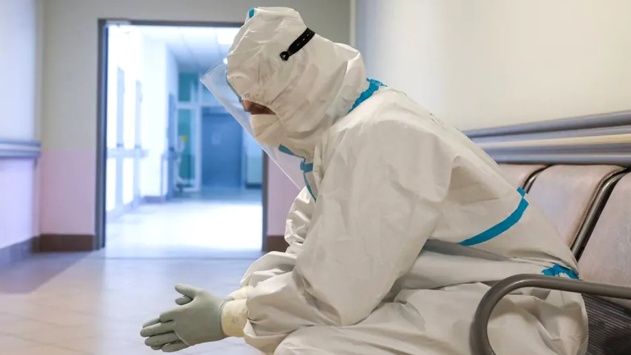 Ciuma pneumonică, boala care a readus îngrijorarea după moartea unei cercetătoare din Rusia. Care sunt simptomele
