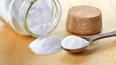 Cum să folosești crema de tartar ca pesticid natural în grădină. Așa scapi rapid de afide, melci și furnici