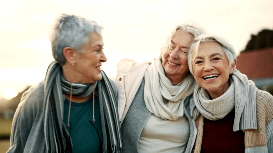 Socializarea la vârsta a treia, un aliat al sănătății hormonale