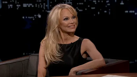 Cum arată Pamela Anderson, fără pic de machiaj. Are 56 de ani, dar fanii abia o mai recunosc