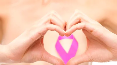 Cum au reuşit 12 lămâi să atragă atenţia asupra simptomelor cancerului de sân