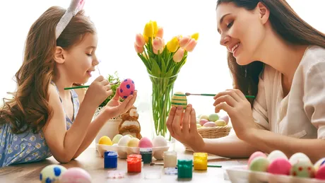 Reţete de Paşte: ouă vopsite natural - VIDEO by CSID