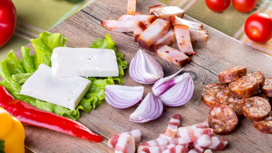 Alimentul nelipsit de pe masa de Crăciun care poate proteja dinții. De ce e bine să-l consumi după ce mănânci cozonac