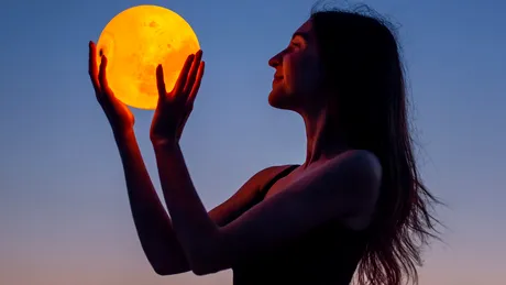 Horoscop 17-23 aprilie 2023. Zodia care își alege cu atenție relațiile