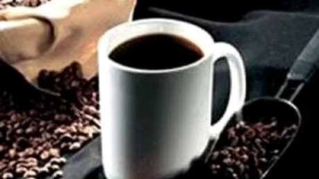 Patru cesti de cafea consumate zilnic reduc riscul aparitiei cancerului