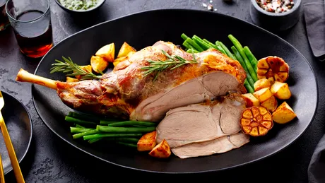 Ce vin se pune la friptura de miel. Secretul unui gust perfect