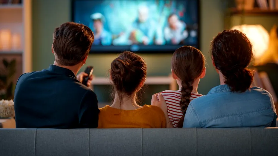 Cele mai îndrăgite filme de Crăciun din toate timpurile. Recomandări pentru decembrie 2025