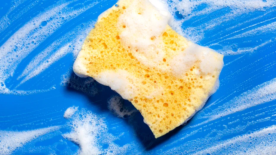 Care este SINGURUL mod în care poți face buretele de vase să țină mai mult