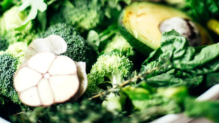 Cum să prepari o salată sănătoasă, sub 1000 de calorii