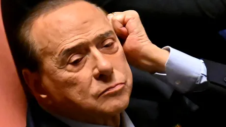 Fostul premier italian, Berlusconi, diagnosticat cu leucemie