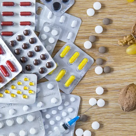 Cinci semne subtile că ai deficit de vitamine. Nu trebuie să le ignori