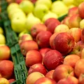 Studiu european alarmant: 85% dintre mere conțin pesticide multiple, unele toxice sau perturbatoare endocrine
