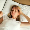 Febra ridicată: când este un simptom banal și când trebuie să mergi de urgență la medic