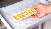 Piele strălucitoare natural: trucul cu cuburi de gheață cu turmeric care a devenit viral în skincare