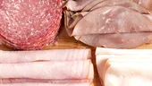 Câte zile rezistă la frigider mezelurile feliate. Cum îți dai seama că s-au stricat, fără să le miroși