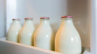 Ce se întâmplă cu laptele atunci când este congelat