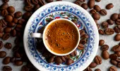 Cafeaua decofeinizată și procesul prin care este obținută