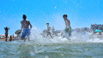 Cât costă 2 zile la mare pentru 3 adulți și un copil în 2026. Cheltuielile reale i-au surprins pe turiști / VIDEO