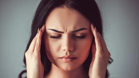 15 alimente care dau dureri de cap și vitamine care țin la distanță migrenele
