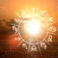 Horoscop 19 noiembrie 2024. Un nativ din zodiac ar putea dezvolta probleme cardiace