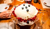 Deserturi cu afine care cuceresc vara. Rețete rapide și delicioase pe care le faci fără bătăi de cap