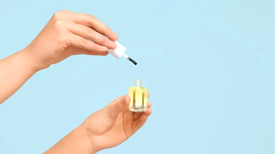 Îngrijirea unghiilor cu ulei de cocos! În cât timp observi schimbări, după o aplicare constantă și pe cuticule