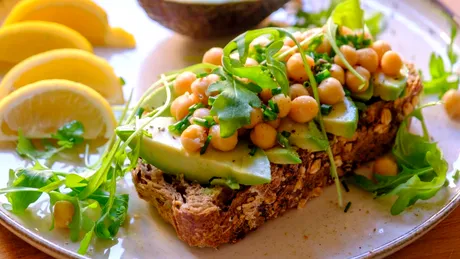 44 de alimente bogate în proteine. Unele au și zero carbohidrați