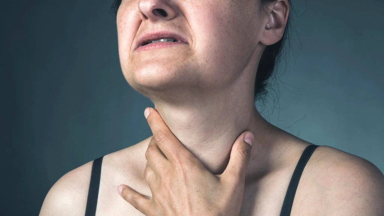 4 remedii calmează rapid durerile în gât. Reduc inflamația în evoluție infecția