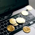 (P) Revoluție financiară? Bitcoinul și economia digitală