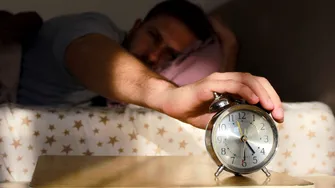 Secretul milionarilor. Ce să nu faci în prima oră după ce te trezești