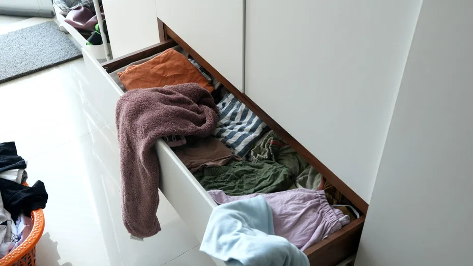 Obiectele pe care nu ar trebui să le ții mai mult de două săptămâni în casă. Creează rapid dezordine