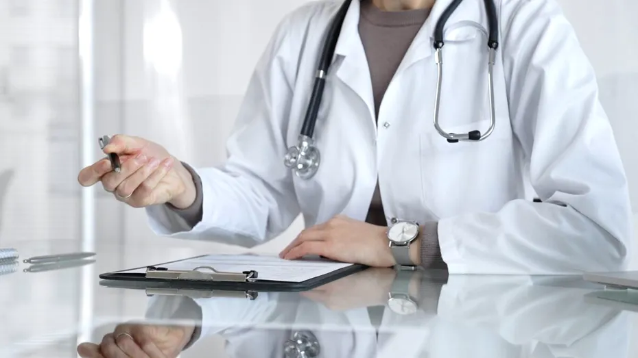 E oficial! Românii care nu mai pierd bani la concediul medical. Măsura intră în vigoare de la 1 iunie 2026