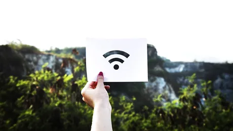 Cum poți avea WiFi gratuit indiferent de locul în care te afli. Trucurile de mare ajutor