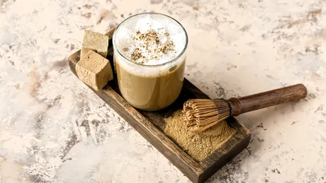 Ce este hojicha, noua băutură japoneză. Mulți spun că e mai bună decât matcha