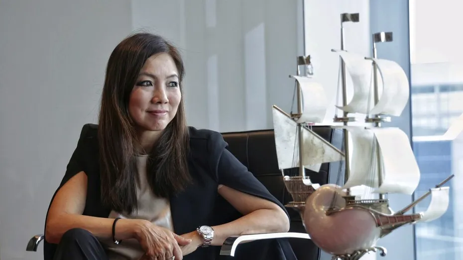 Cine este Tan Su Shan, femeia pentru care unii scot din buzunar 15.000 de dolari doar pentru a sta cu ea la masă