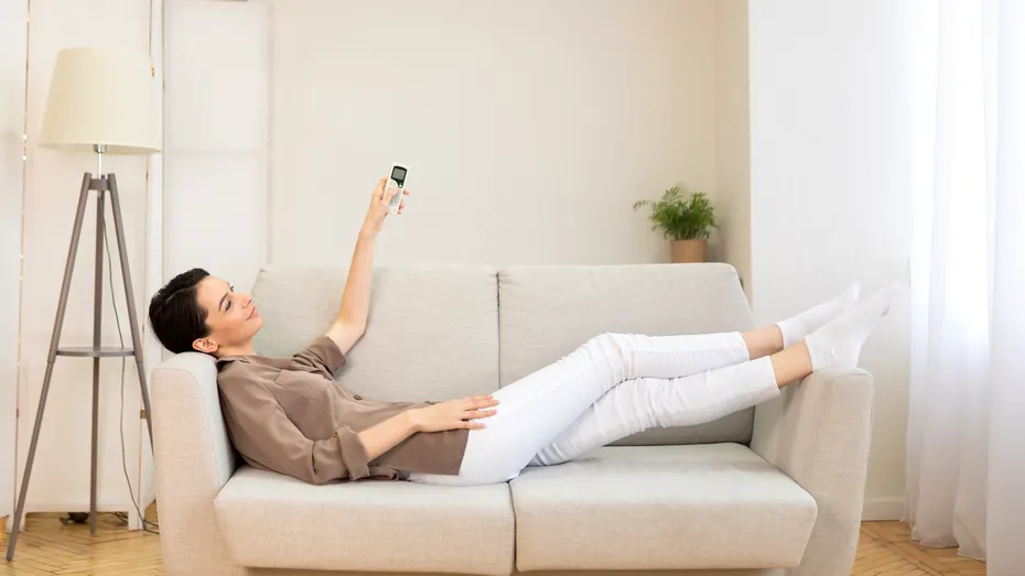 Temperatura optimă pentru aerul condiţionat pe caniculă. Fizioterapeut: Cum să nu rămâi cu gâtul „înțepenit”