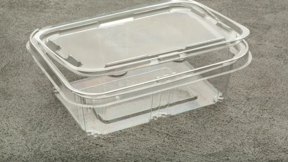 UE interzice ambalajele din plastic în restaurante. Care sunt noile reguli și de când intră în vigoare?