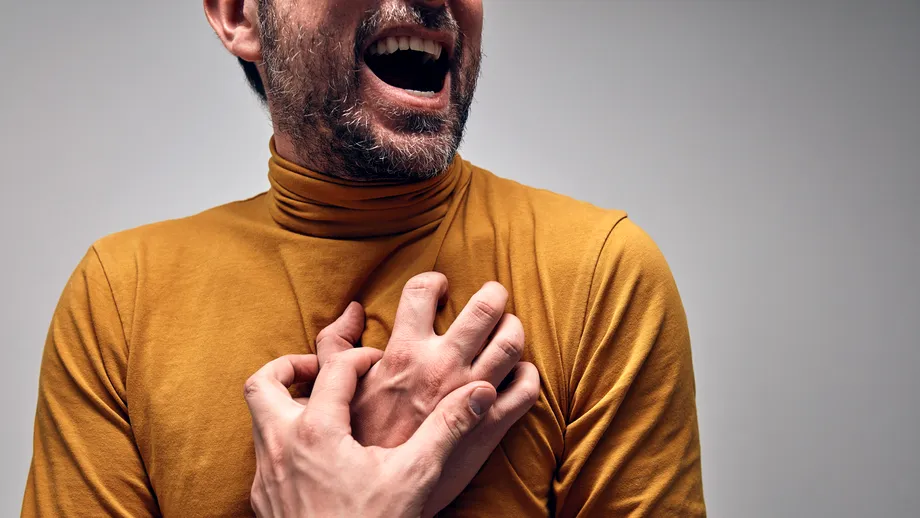 Riscurile unui infarct „dus pe picioare”. Semnele pe care să nu le ignori
