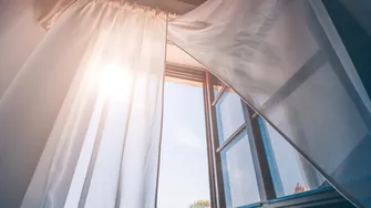 Cum să albești perdelele fără chimicale. Metoda simplă cu zahăr