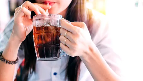 Din cauza acestor alimente și băuturi transpiri excesiv!