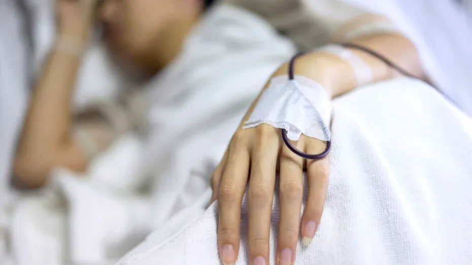 După ce perioadă poate recidiva cancerul și ce poate „trezi” celulele canceroase latente