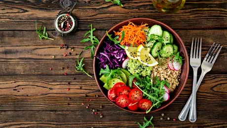 Paștele a trecut, să trecem la dietă! Ce să mănânci ca să dai jos kilogramele acumulate în ultimele zile