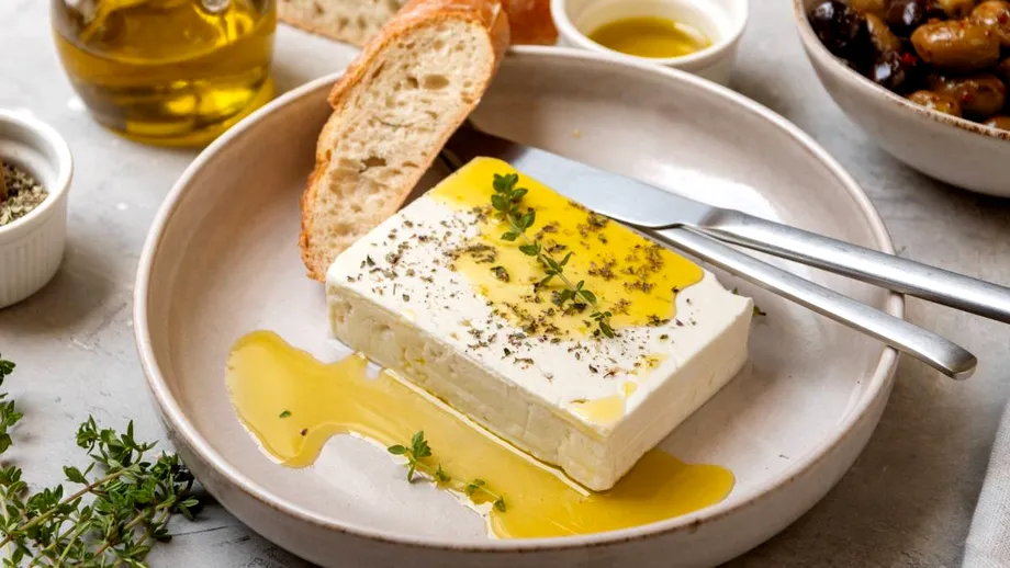 Cea mai bună brânză pentru slăbit. O poți mânca zilnic și topești grăsimea de pe abdomen