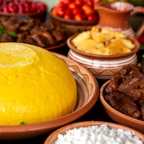 Ce se mănâncă de Lăsata Secului. Alimentele care nu ar trebui să lipsească de pe mesele românilor