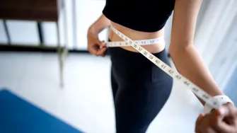 Peptidele, noul trend pentru slăbit: beneficii reale sau riscuri ascunse?