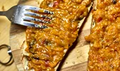 Zacuscă de vinete fără ulei. Rețeta gustoasă și aromată, cu legume coapte și fără prăjeală