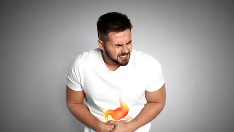 Nu menta și nici mușețelul. Băutura care poate calma rapid colonul iritabil. Reduce balonarea și disconfortul digestiv!