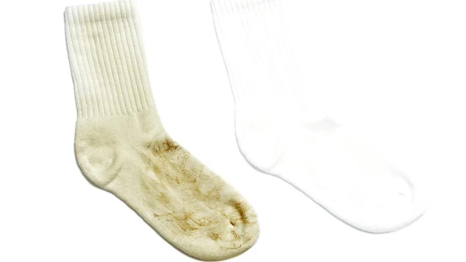 Adio, șosete murdare! Trucul simplu care le face din nou albe fără înălbitor